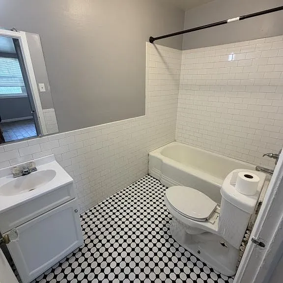310 Vine Ave — Photo 12