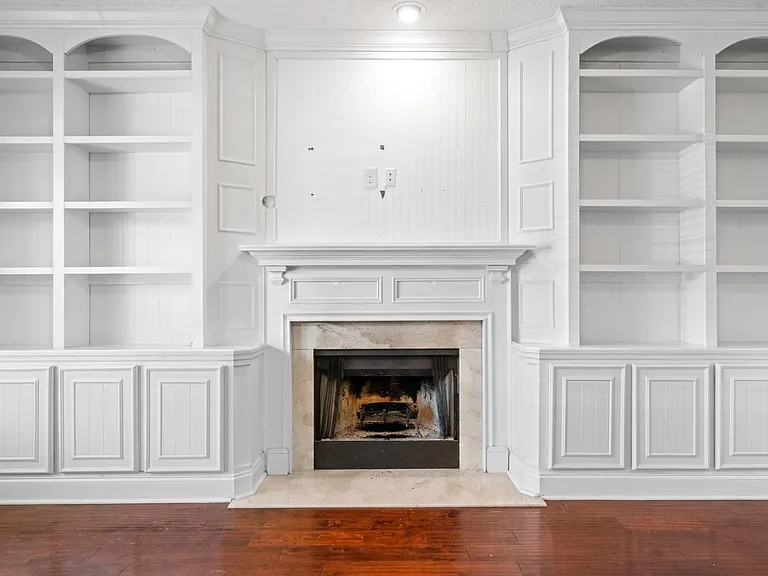 3339 Cotham Ln — Photo 10