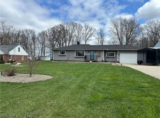 1775 Far View Rd, Akron, OH 44312