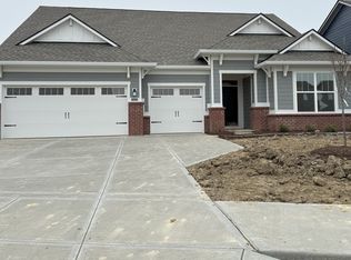 5025 Winnsboro Dr, McCordsville, IN 46055
