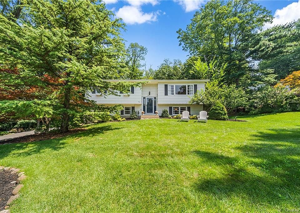 823 Tulip Drive, Valley Cottage, NY 10989 Zillow