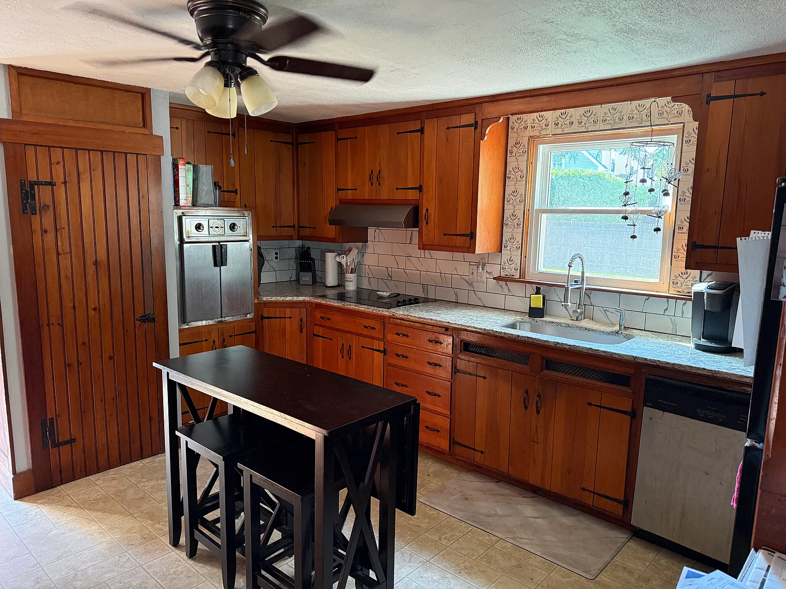3 bed, 1.5 bath, 1794 sqft, $2,500 — Photo 4