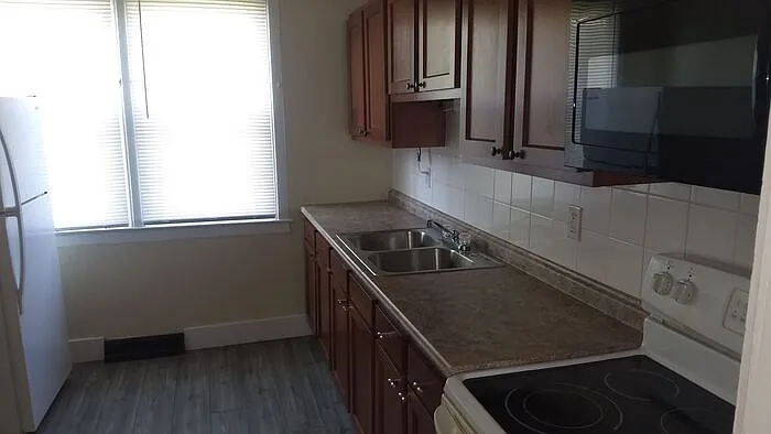 1 bed, 1.0 bath, 625 sqft, $685 — Photo 3