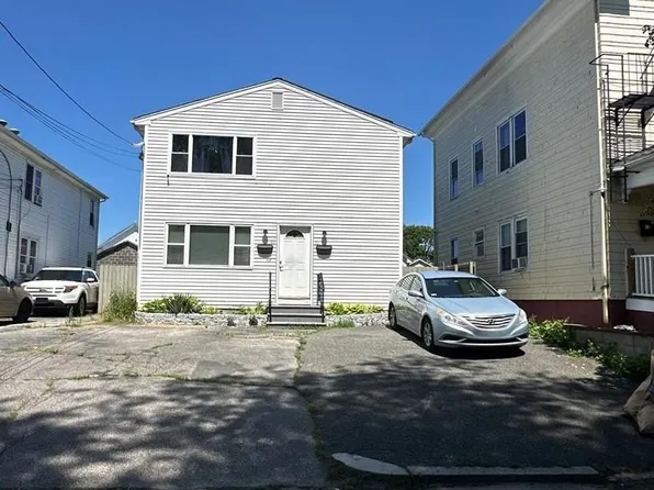 49 Sussex St, Providence, RI 02908