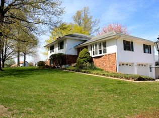 1204 Westridge Dr, Atchison, KS 66002