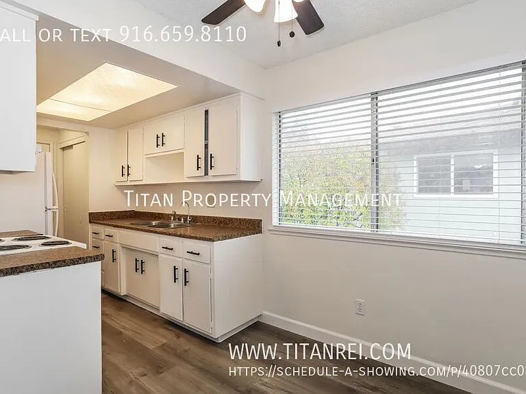 770 Carro Dr #4 — Photo 4