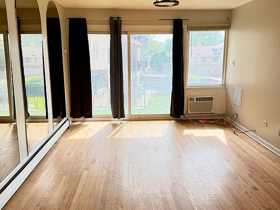 3rd image of 605 N Wolf Rd #8E