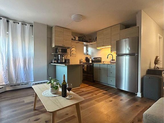 2nd image of 4960 N Marine Dr #417