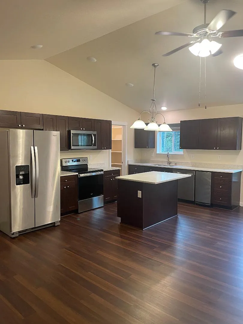 3475 Sandvik St - Apt B-3 — Photo 1