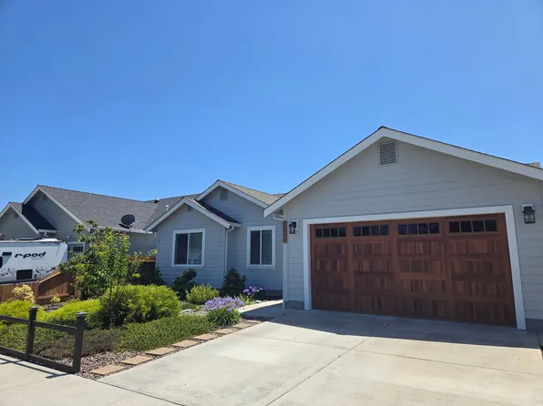2310 Dogwood Rd, McKinleyville, CA 95519