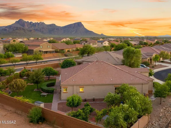 9890 N Saguaro Bloom Way, Marana, AZ 85653