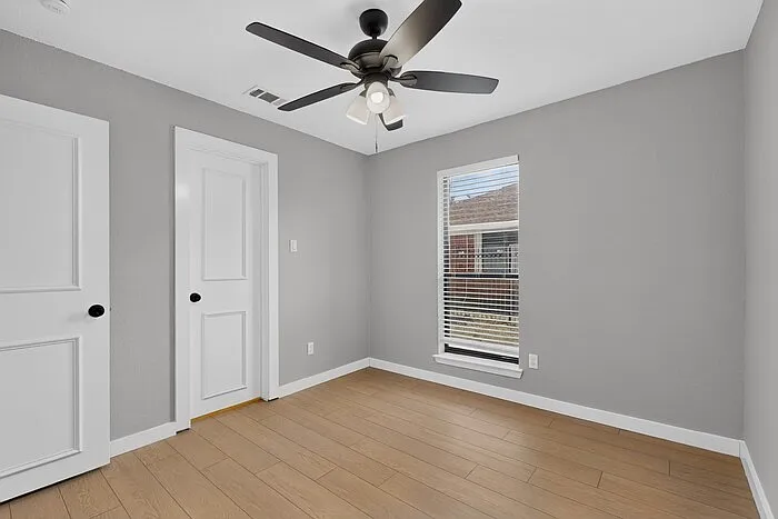 3701 University Dr — Photo 33