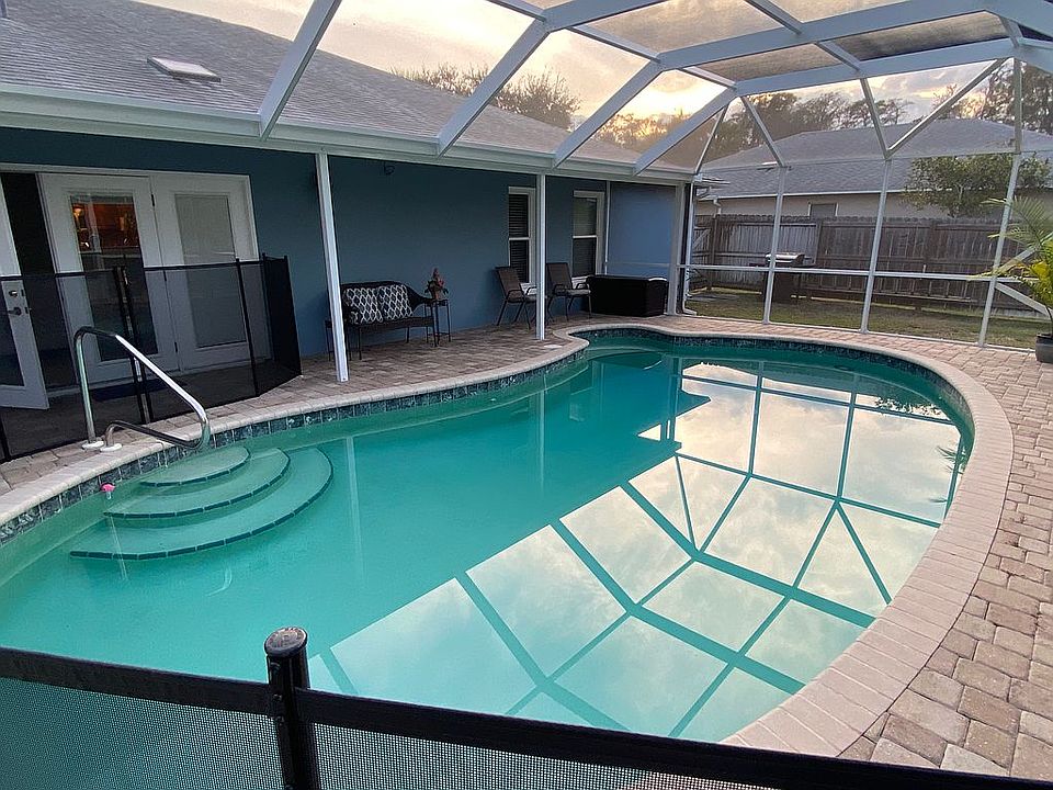 2nd image of 3738 Long Grove Ln