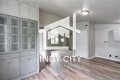 2950 N Dequincy St — Photo 5