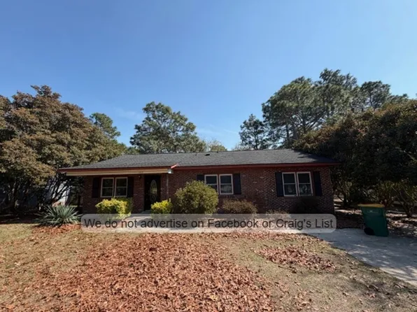 3625 Metric Dr, Hope Mills, NC 28348