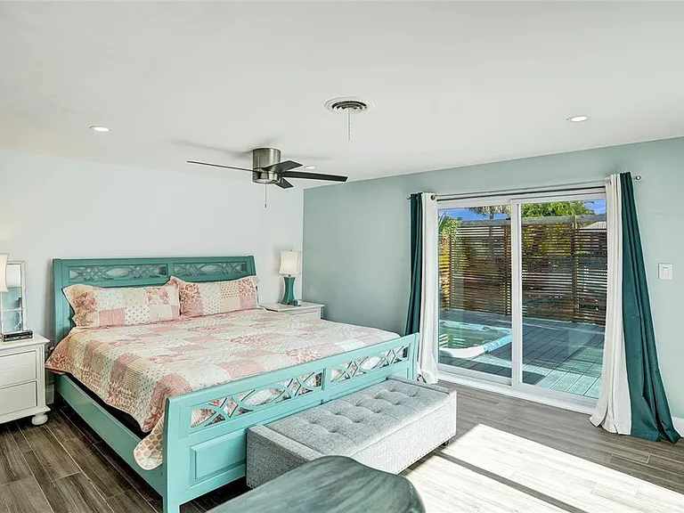 1710 SW 6th Ave — Photo 19