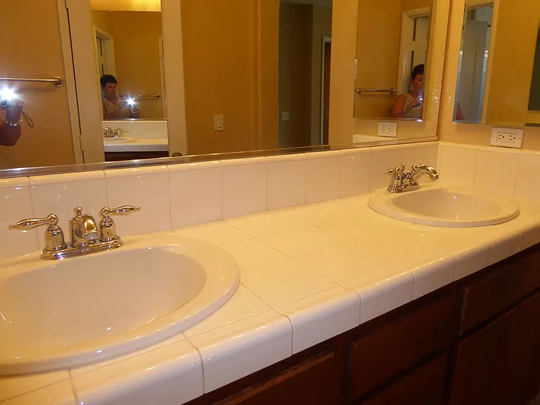 705 Hatfield Dr — Photo 16