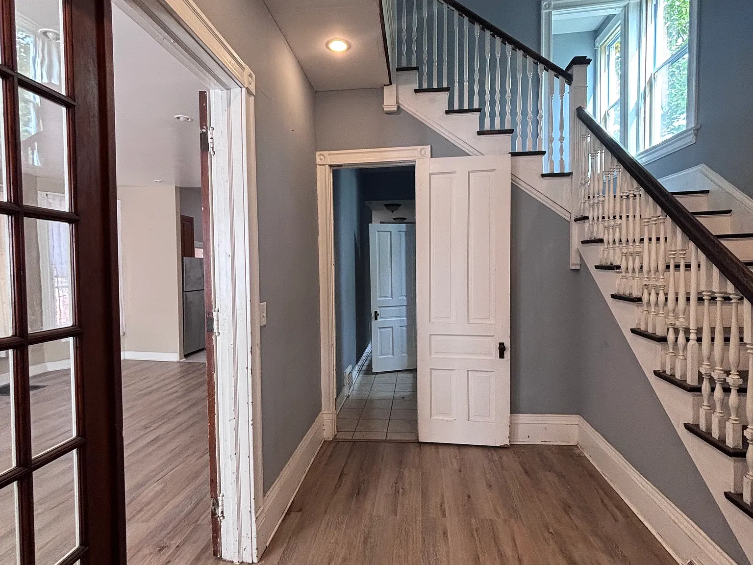 2024 W Highland Ave — Photo 1