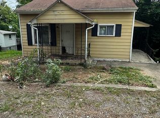 324 10th St, Vinton, VA 24179