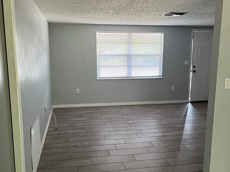 Dining/ lounge