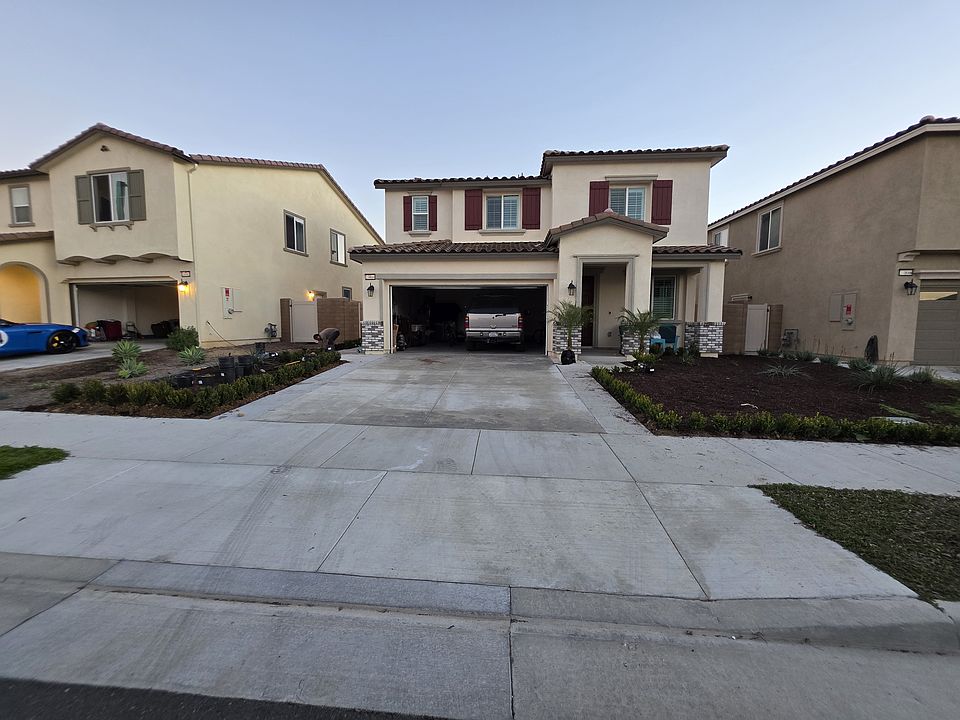 1st image of 23804 Phoebe Dr
