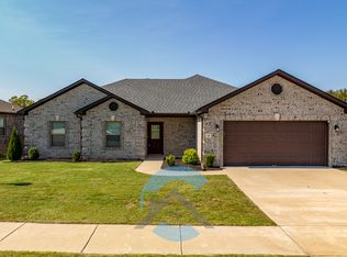 18 Cimarron Cir, Cabot, AR 72023
