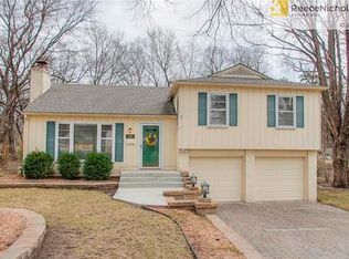 5815 W 75th Ter, Prairie Village, KS 66208