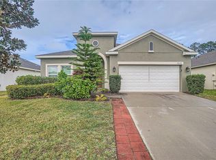 2620 Limerick Cir, Grand Island, FL 32735