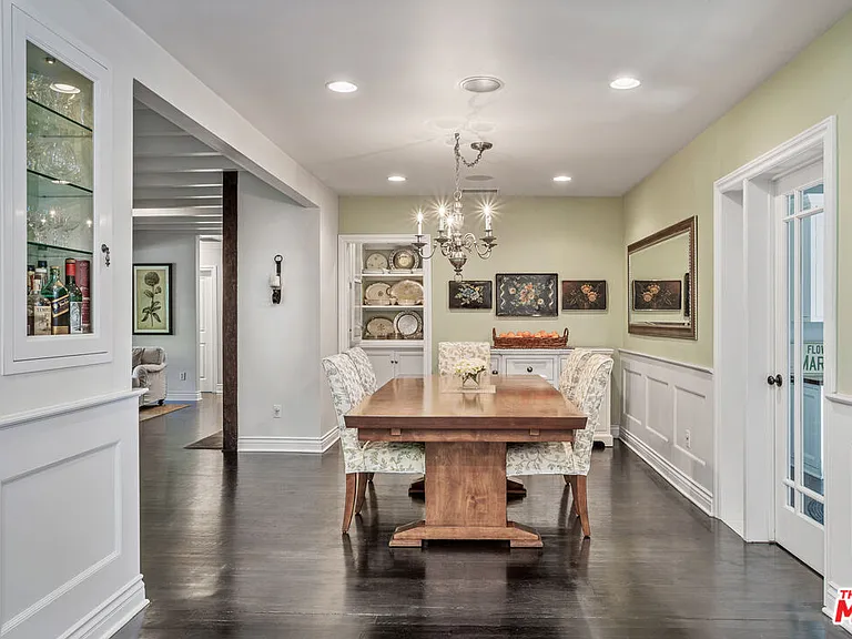 4537 Agnes Ave — Photo 12