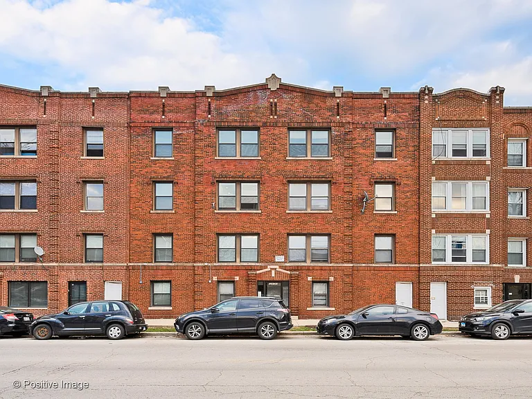 3243 N Damen Ave #2 — Photo 1