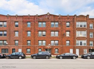 3243 N Damen Ave #2, Chicago, IL 60657