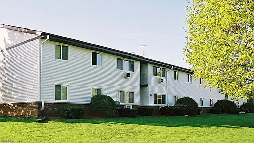 212-214 Sunset Ln Photo 1