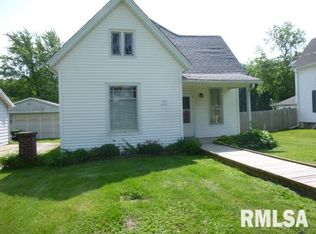 136 Chestnut St, Jacksonville, IL 62650