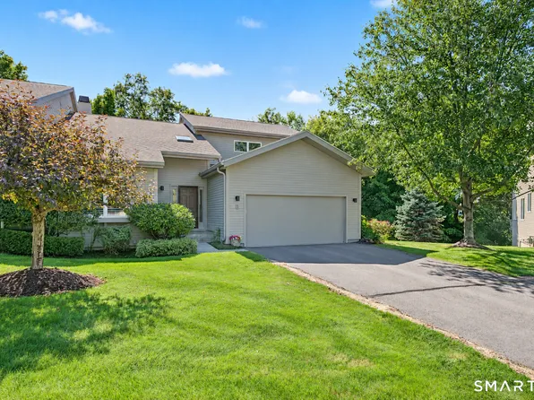 5 Lancaster Court, Avon, CT 06001