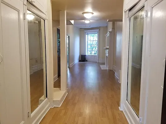 Rented by Esra Realty | media 19