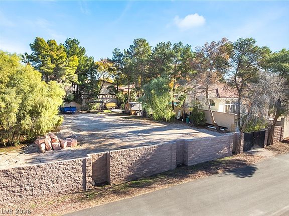 2nd image of Robar St