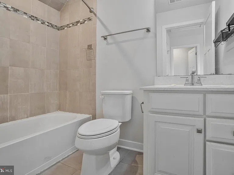 8100 Miner St — Photo 28