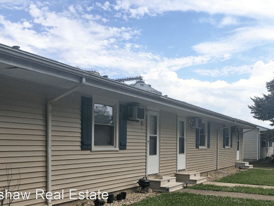 202MU - 202 S Munroe St Bondville IL | Zillow