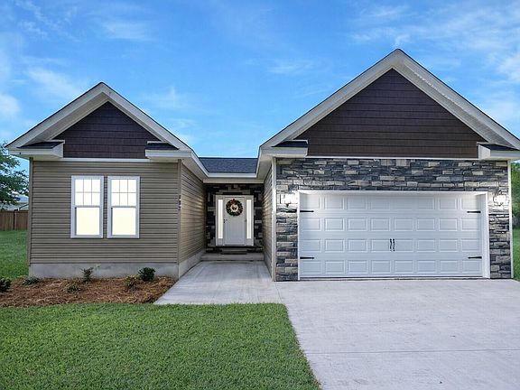 2nd image of 222 New Iris Ln