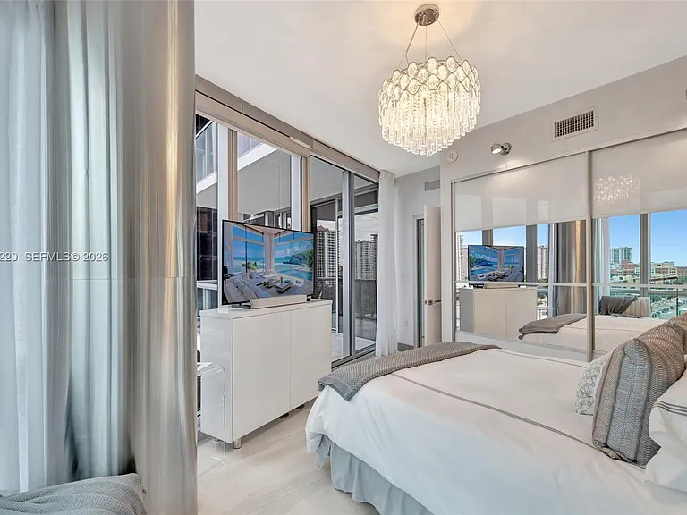 17121 Collins Ave #808 — Photo 39