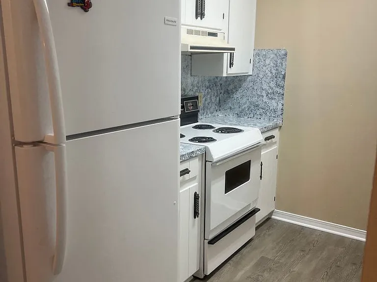 6770 Sunny Ln #9-12 — Photo 1
