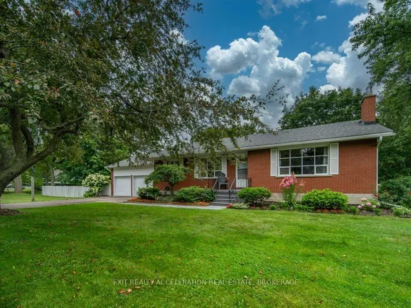 28 Southcrest Dr, Greater Napanee, ON K7R 3K2