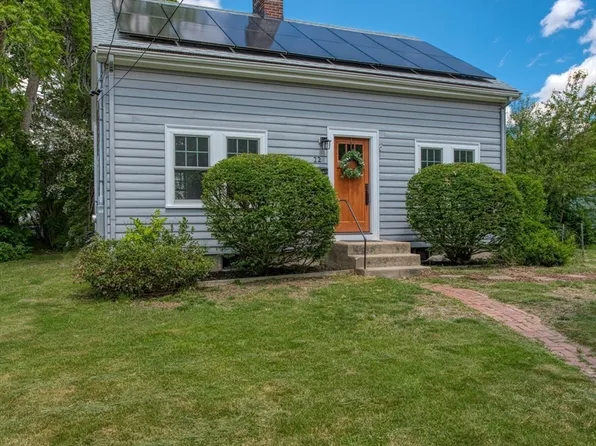 22 Maple Ave, Sharon, MA 02067