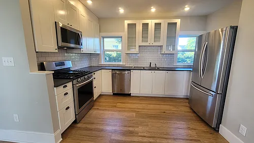14 Hough St #1-F Photo 1