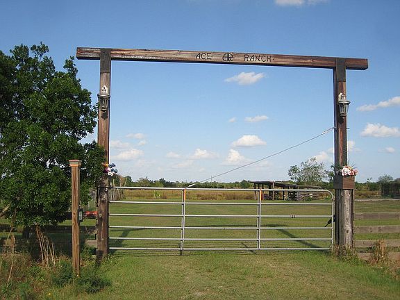 Electric gate