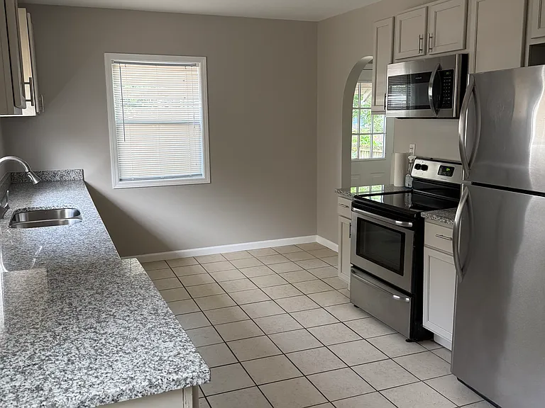 4068 Winthrop Ave — Photo 21
