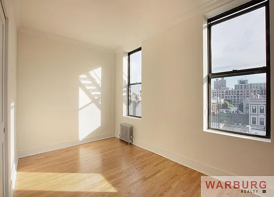 Sold by Warburg | media 28