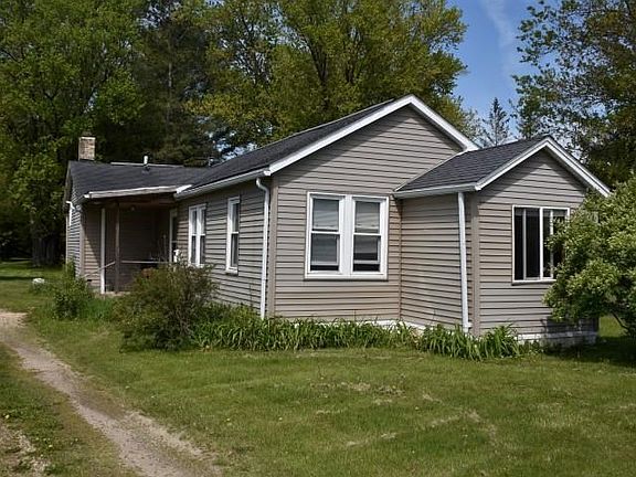 2nd image of 1698 & 1700 Allison Ln
