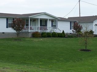 392 Pilgrim Ln, Point Pleasant, WV 25550