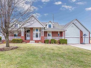 515 N Forestview Ct, Wichita, KS 67235